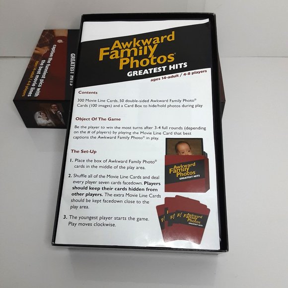 Awkward Family Photos Greatest Hits Board Game - Picture 5 of 6